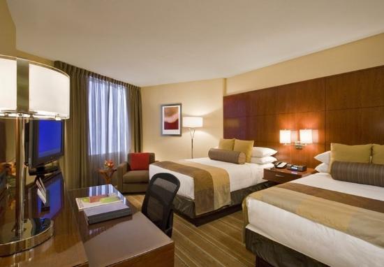 Hyatt Regency Houston Houston Tx What To Know Before You Bring