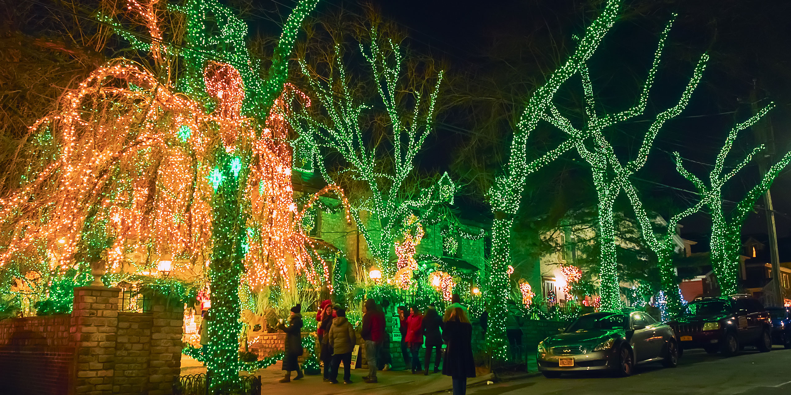 7 Best Holiday Light Displays In The U.S. | Family Vacation Critic