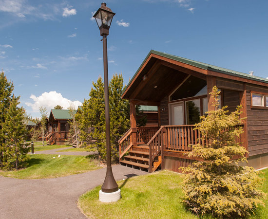 Explorer Cabins At Yellowstone West Yellowstone Mt What To