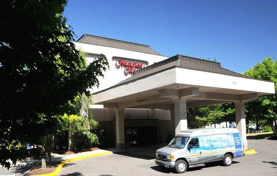 Hampton Inn Seattle Southcenter Tukwila Wa What To Know Before