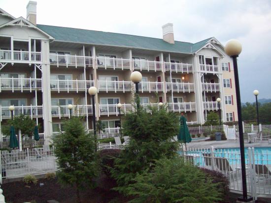 sunrise-ridge-resort-pigeon-forge-tn-what-to-know-before-you-bring