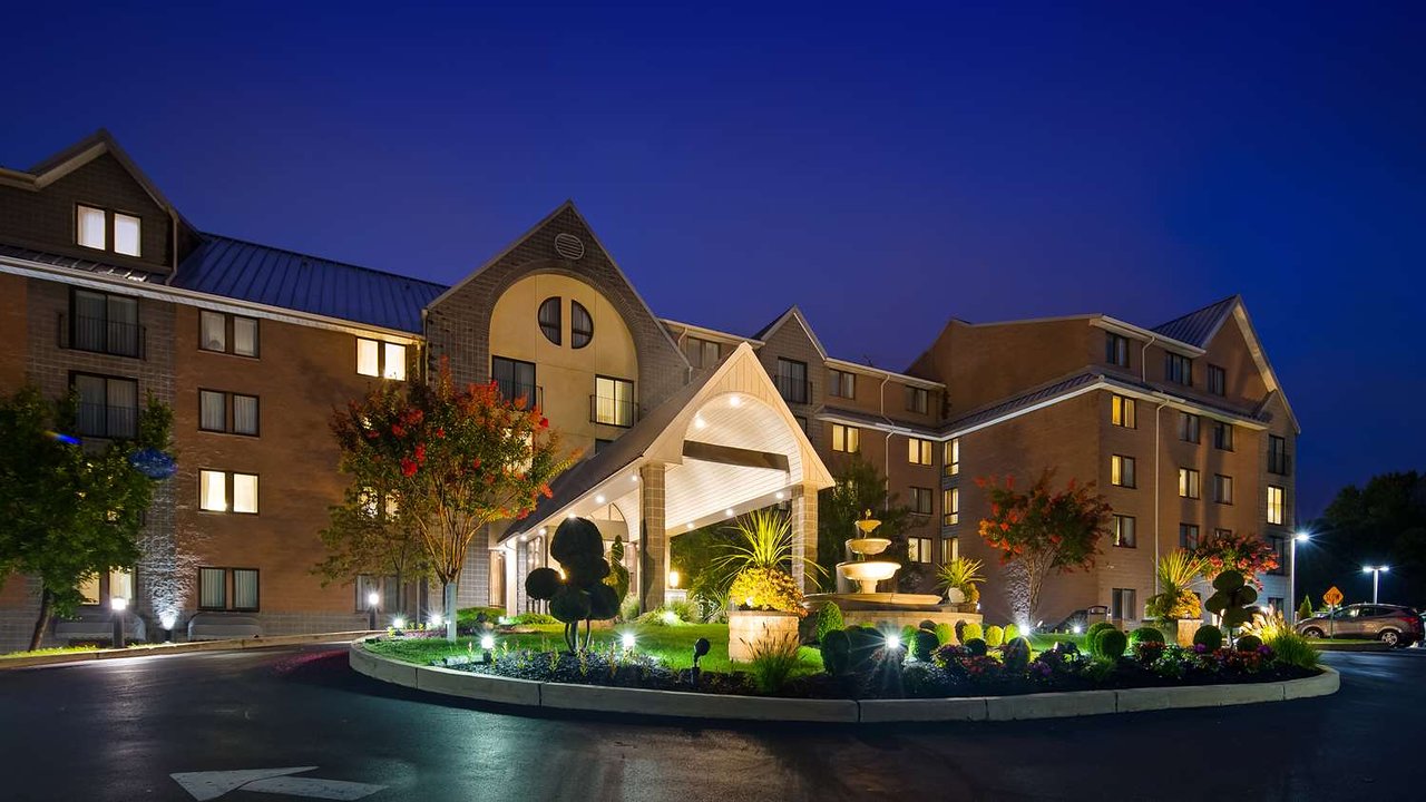 BEST WESTERN Plus Concordville Hotel (Glen Mills, PA): What to Know