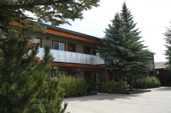 Moose Creek Inn West Yellowstone Mt What To Know Before You