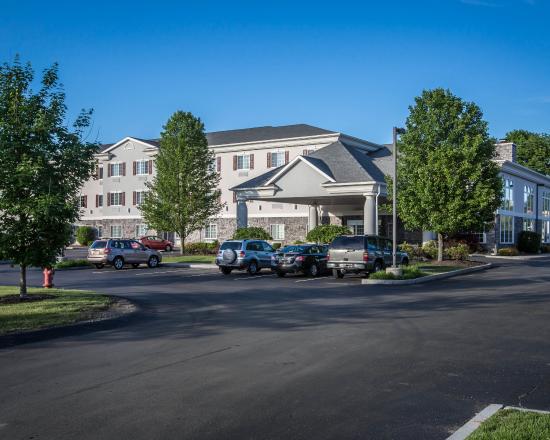 Comfort Inn And Suites East Greenbush Castleton On Hudson Ny