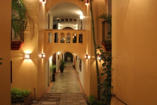 Hotel Casa Conzatti (Oaxaca): What to Know BEFORE You Bring Your Family