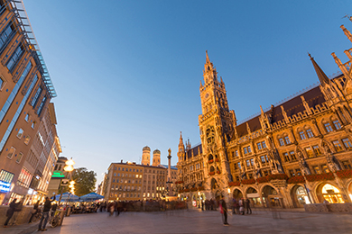 Marienplatz (Munich) 2020 Review & Ratings | Family Vacation Critic