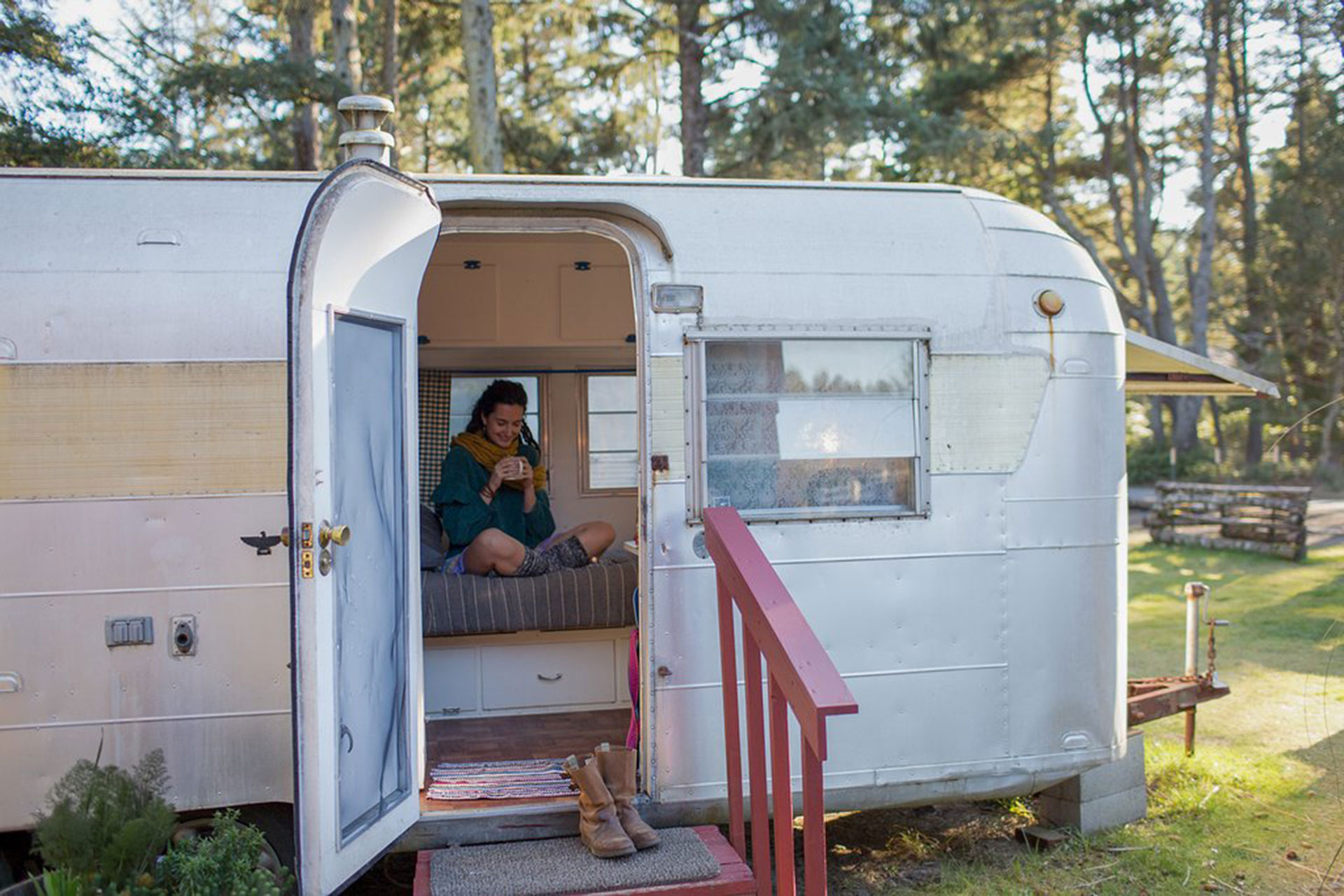 9 Coolest Airstream Travel Trailer Hotels In The U S