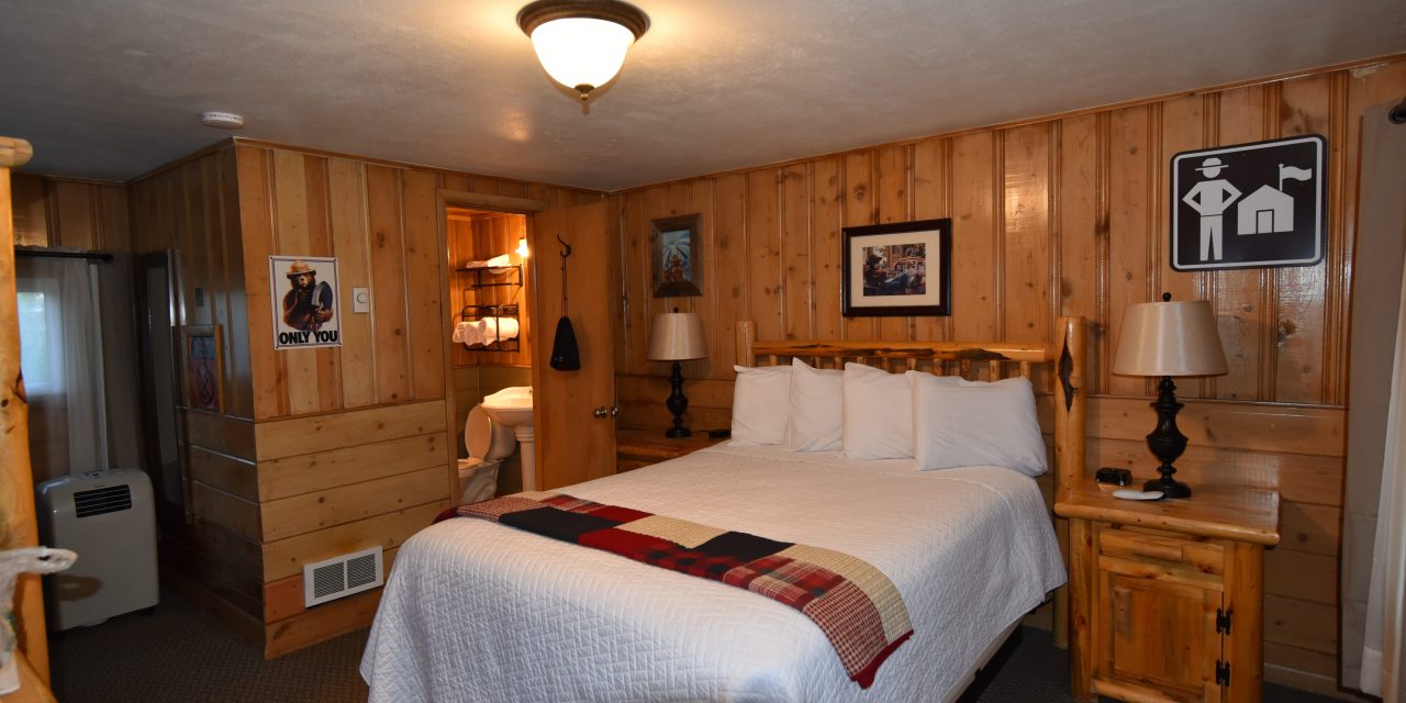 Moose Creek Cabins And Inn West Yellowstone Mt What To Know