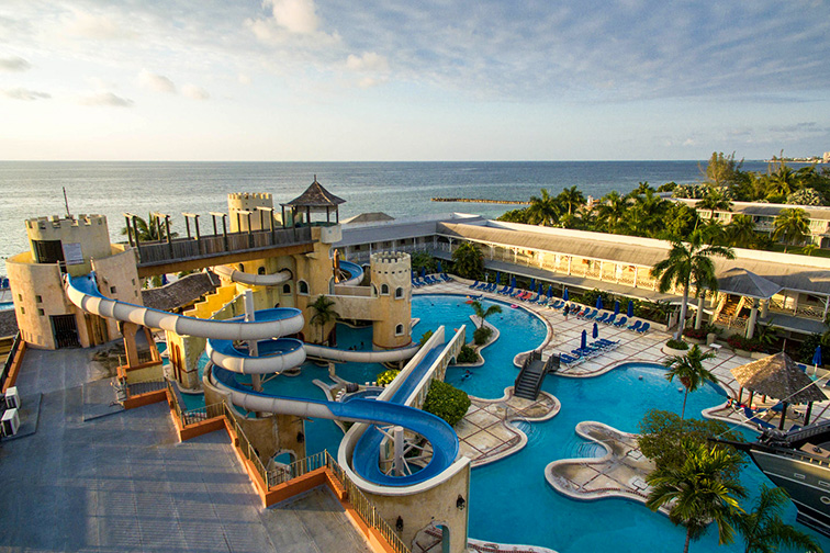 8-cancun-all-inclusive-family-resorts-with-water-parks-cancun-family