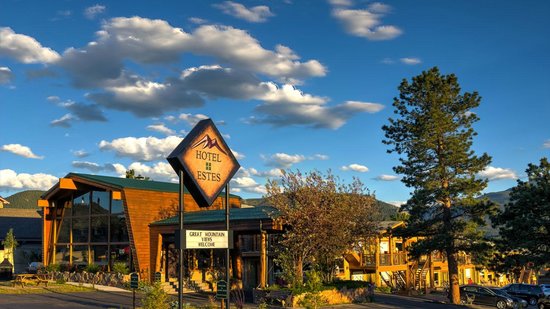 Hotel Estes Estes Park CO What To Know BEFORE You Bring Your Family   Hotel Estes 1 