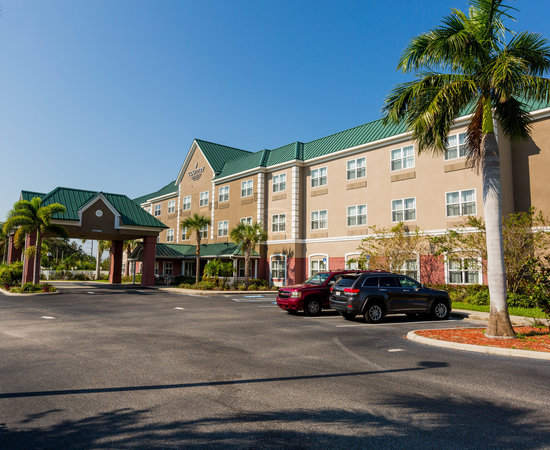 Country Inn & Suites Bradenton (Bradenton, FL): What to Know BEFORE You ...