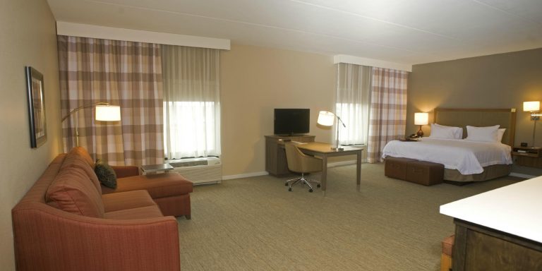 Hampton Inn Springfield Southeast (Springfield, MO): What to Know