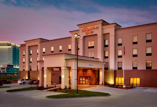 Hampton Inn Omaha / West Dodge Road (Old Mill) (Omaha, NE): What to ...