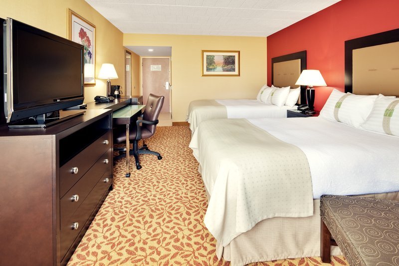 Holiday Inn Conference Center Lehigh Valley (Breinigsville, PA): What ...