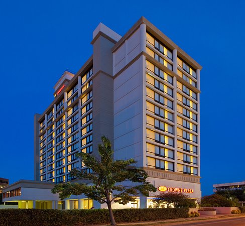 Crowne Plaza Hotel Old Town Alexandria (Alexandria, VA): What to Know ...