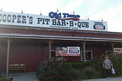 Cooper’s Old Time Pit Bar-B-Que, Fort Worth, TX | Family Vacation Critic