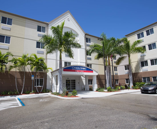 Candlewood Suites Fort Myers Sanibel / Gateway (Fort Myers, FL): What ...