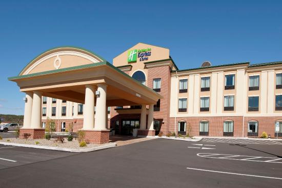 Holiday Inn Express Hotel & Suites Clearfield (Clearfield, PA): What to