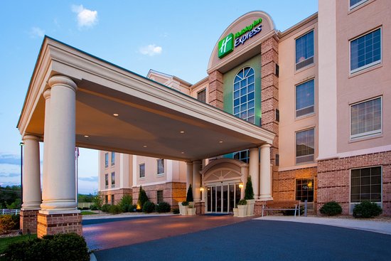 Holiday Inn Express Lexington (Lexington, VA): What to Know BEFORE You ...