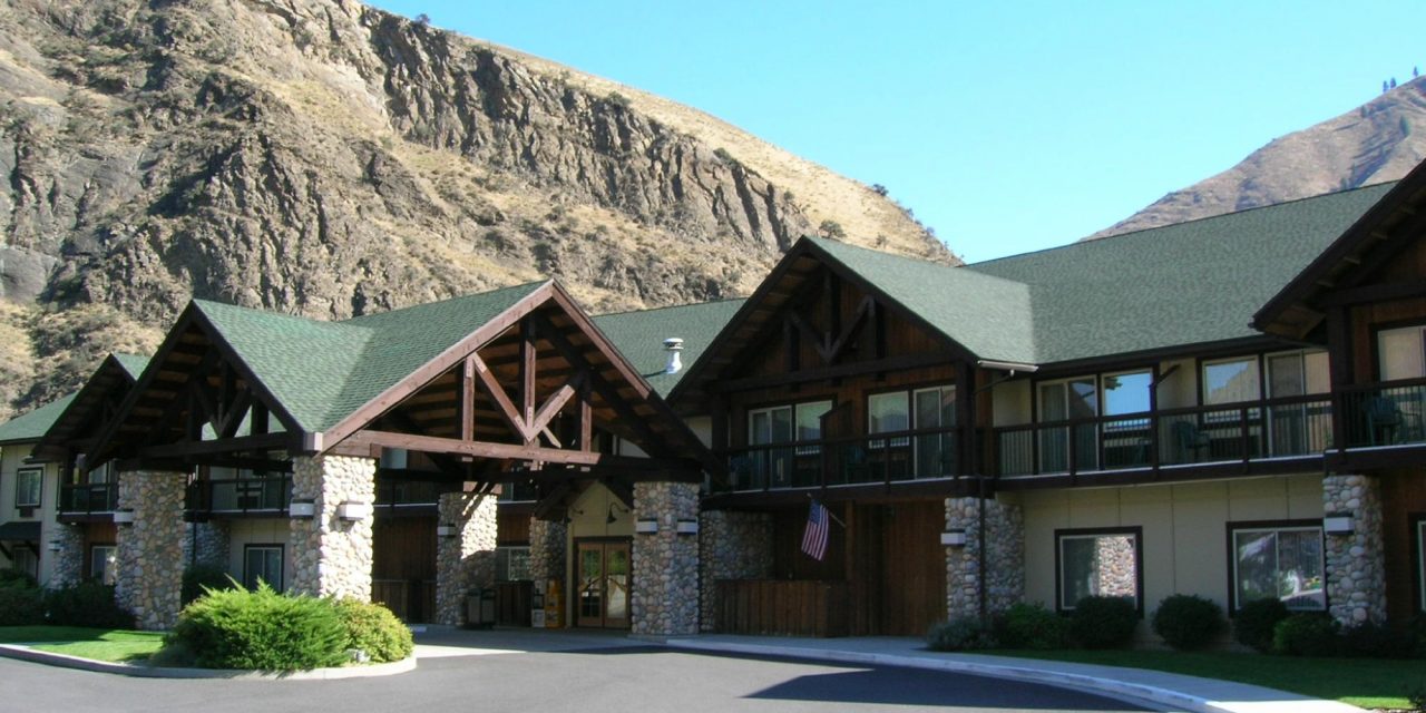 Salmon Rapids Lodge (Riggins, ID): What to Know BEFORE You Bring Your ...