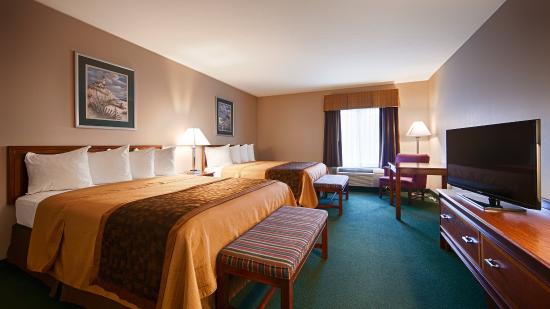 Best Western Beacon Inn (Grand Haven, MI): What to Know BEFORE You ...