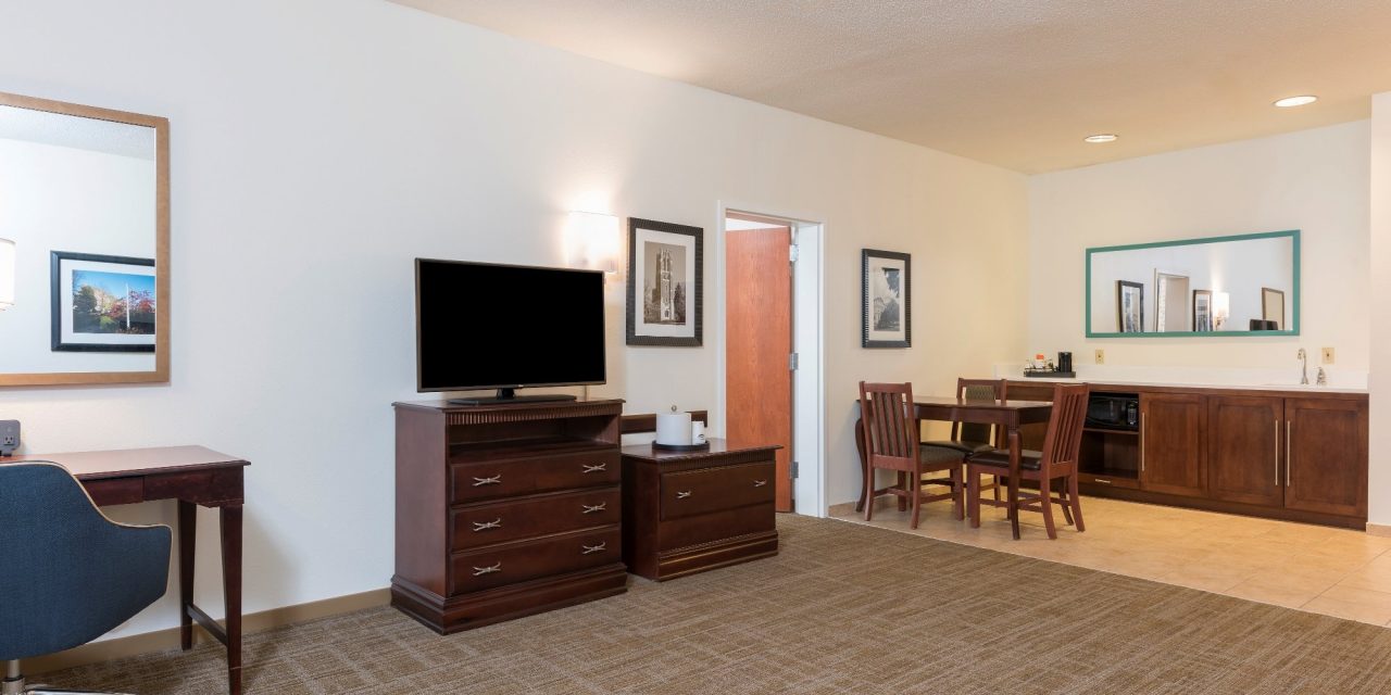 Hampton Inn East Lansing (East Lansing, MI): What to Know BEFORE You