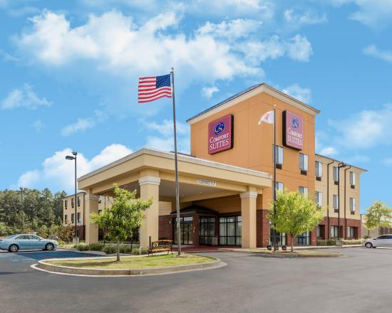 Comfort Suites Pell City (Pell City, AL): What to Know BEFORE You Bring ...