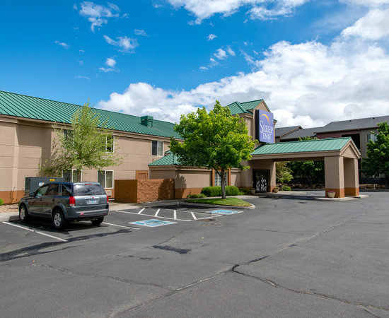 Sleep Inn (Bend, OR): What to Know BEFORE You Bring Your Family