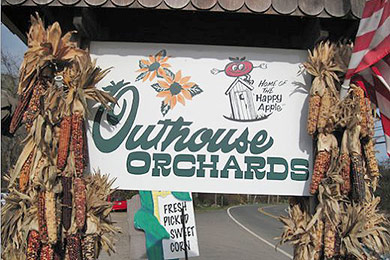 Outhouse Orchards (Croton Falls, NY) 2021 Review &amp; Ratings | Family Vacation Critic