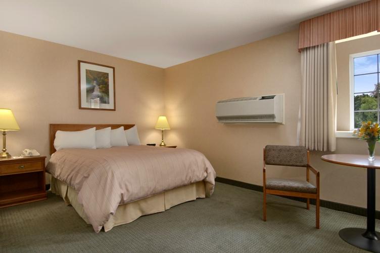 Days Inn Guelph (Guelph): What to Know BEFORE You Bring Your Family