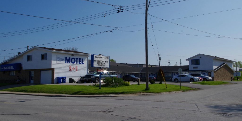 Diamond Motor Inn (Owen Sound): What to Know BEFORE You Bring Your Family