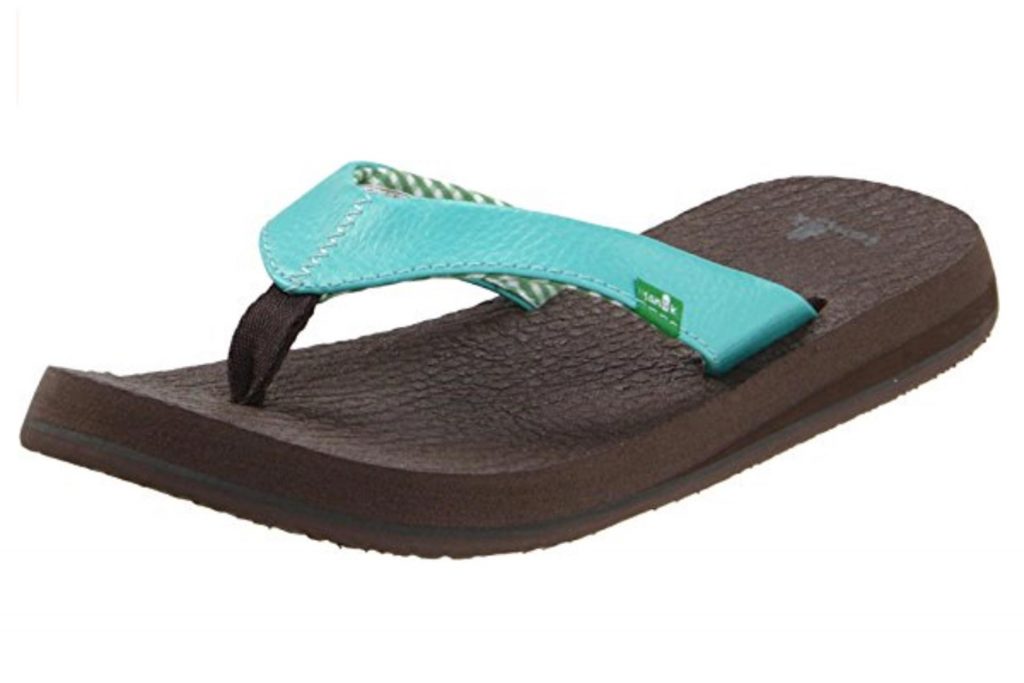 The Most Comfortable Women's Sandals for Family Vacations | Family ...