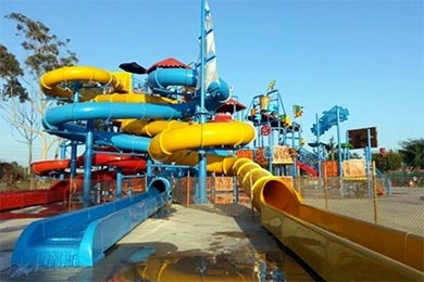 Summer Fun at Buccaneer Cove in Boomers Irvine - Family Review Guide