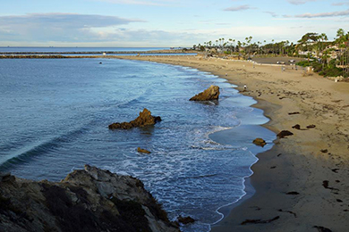 Escape to Paradise: Corona del Mar State Beach, Where the Ocean Meets the Sky