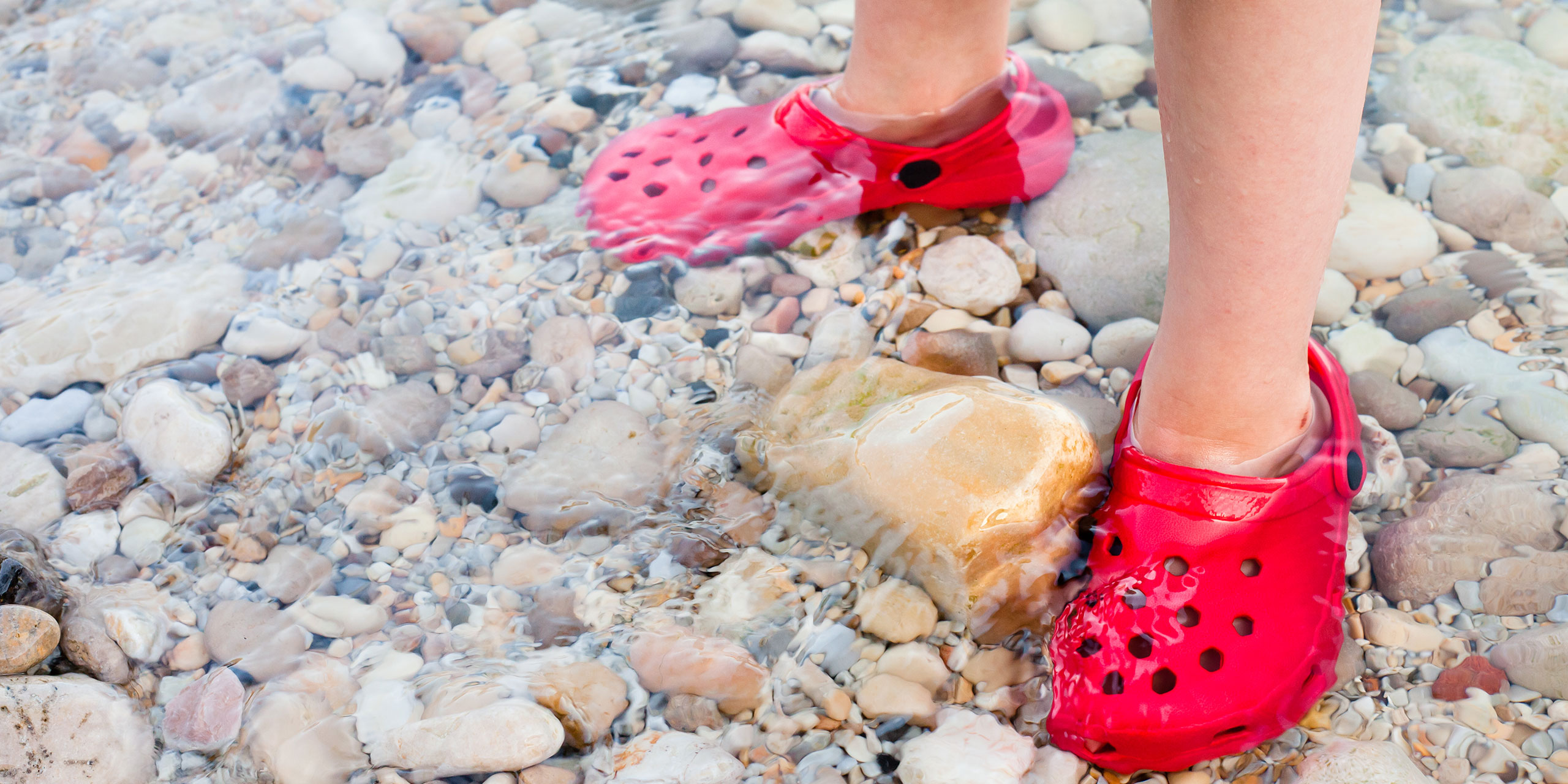 croc water shoes for adults