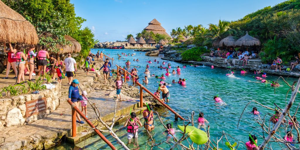 Inexpensive Family Vacations That Cost Less Than Disney World