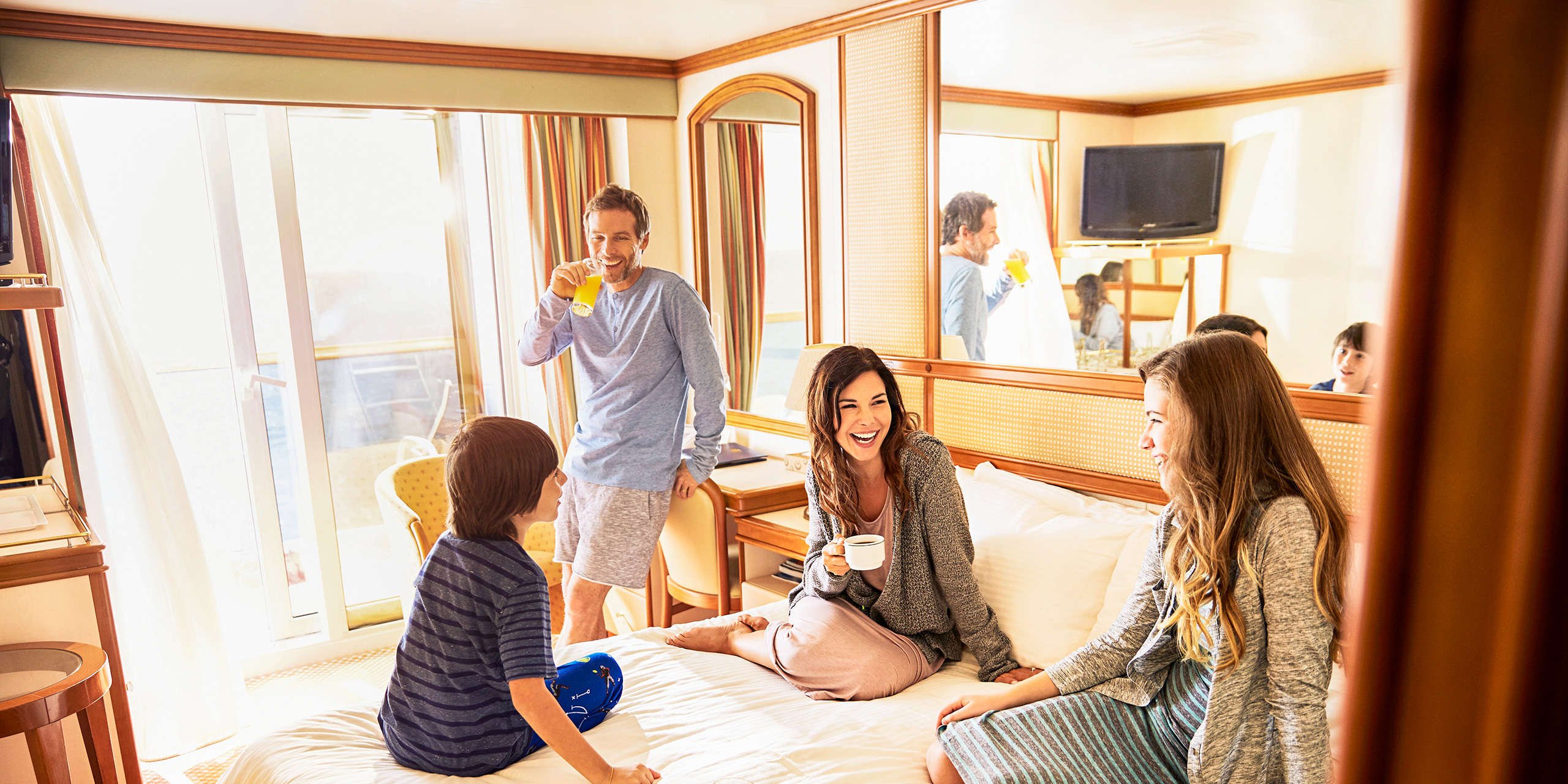 which princess cruise ships have 2 bedroom family suites